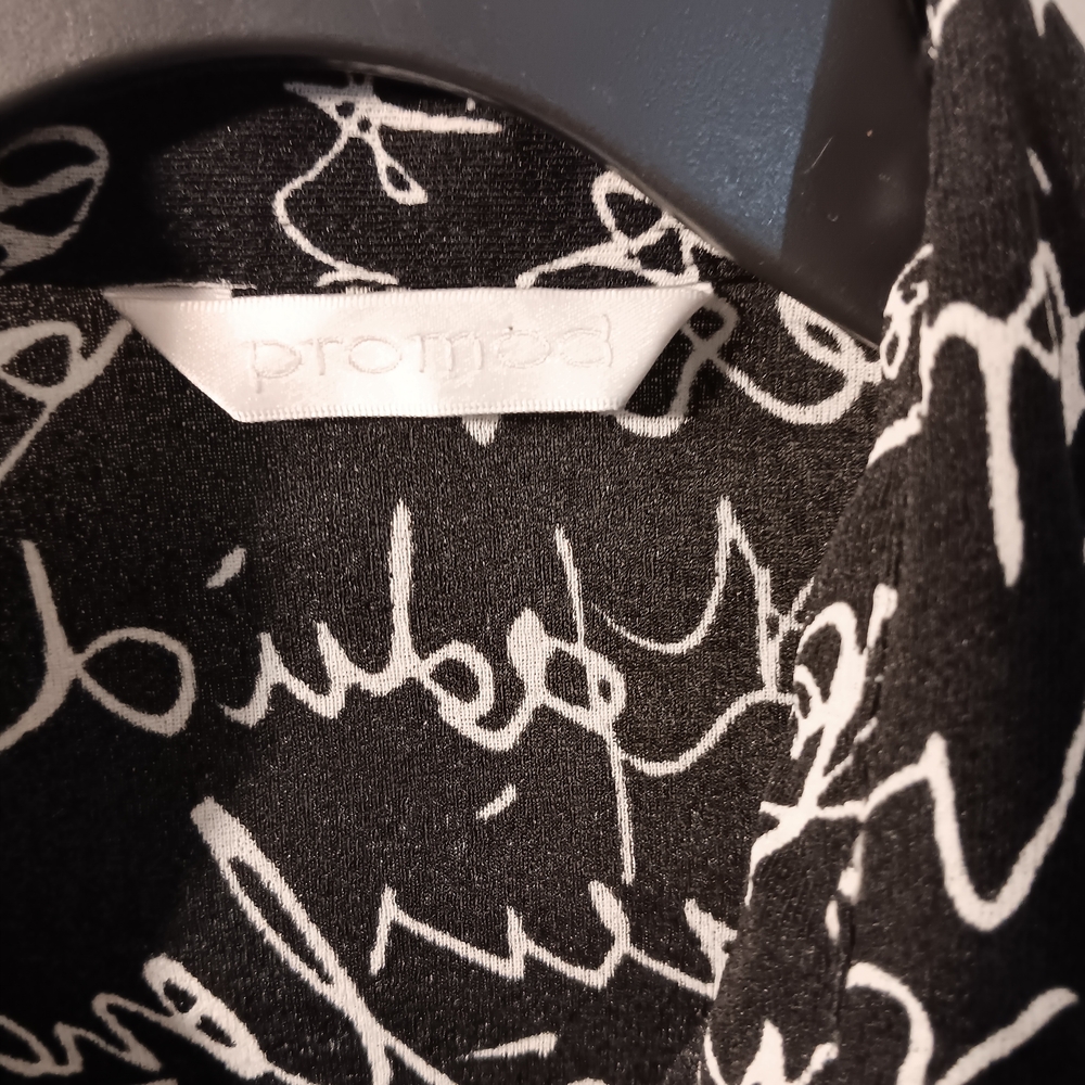 Promod Monochrome Script Pattern acket - Picture 2 of 3